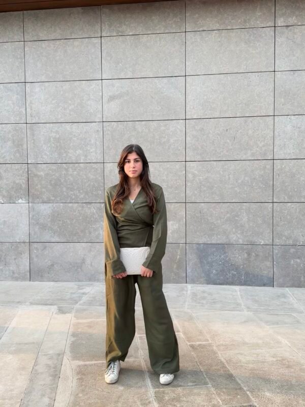 IZEL set - Olive Green